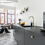 Gold Point Piotrkowska 37 * לודז'