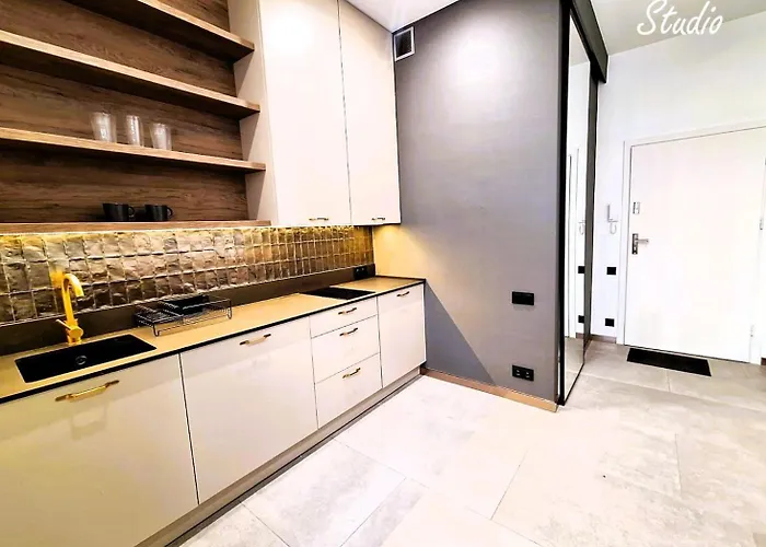 Gold Point Piotrkowska 37 Апартаменти