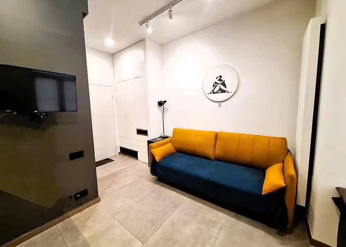 Gold Point Piotrkowska 37 * Лодзь